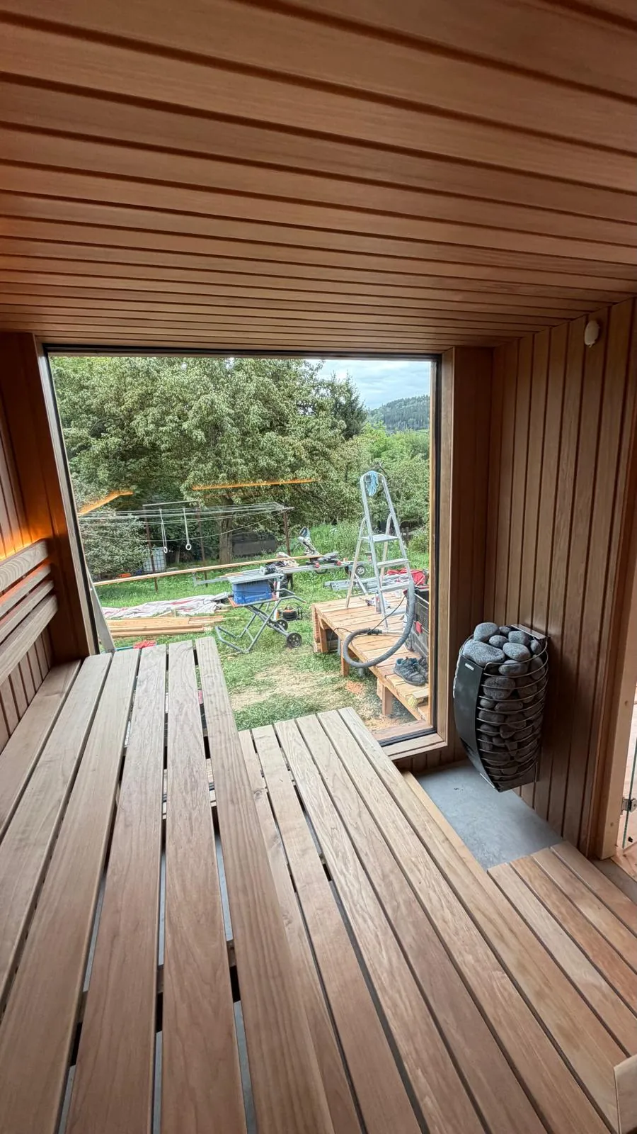 Venkovní sauna s odpočívárnou — fotografie 4